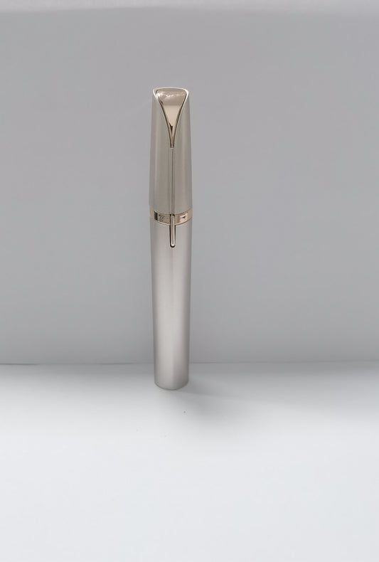 Lufia™mini wenkbrauwtrimmer - lipstick model met LED-LICHT